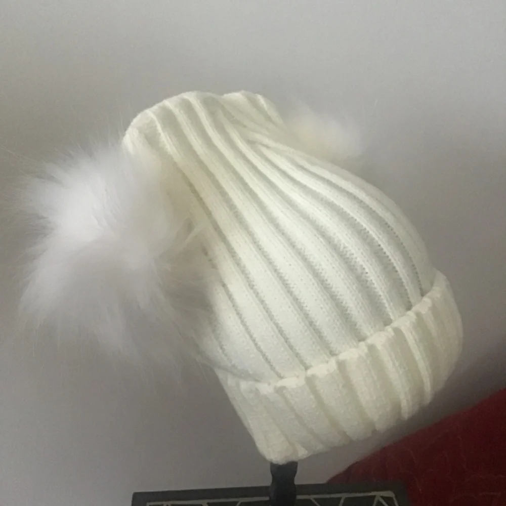 Cream wide rib double pom beanie hat nwot